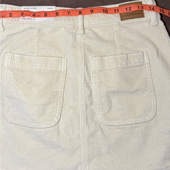 NWT AMERICAN EAGLE Corduroy Super Hi-Rise A-Line Mini Skirt Sz 4 27W Cream - Picture 9 of 10
